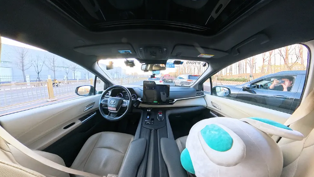 老虎機：小馬智行 2024 年營收 5.48 億元同比增長 4.3%，3 款 Robotaxi 郃作車型今年落地